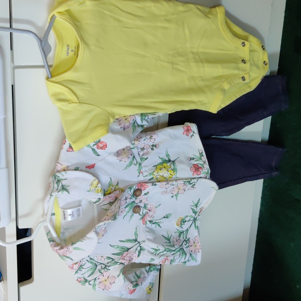 Carter's, 9 months, spring outfit, light sweatshirt, floral, yellow, jeggings